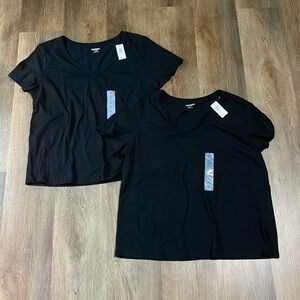NWT Bundle (2) Old Navy Basic V Neck Tees - Black - Size Large